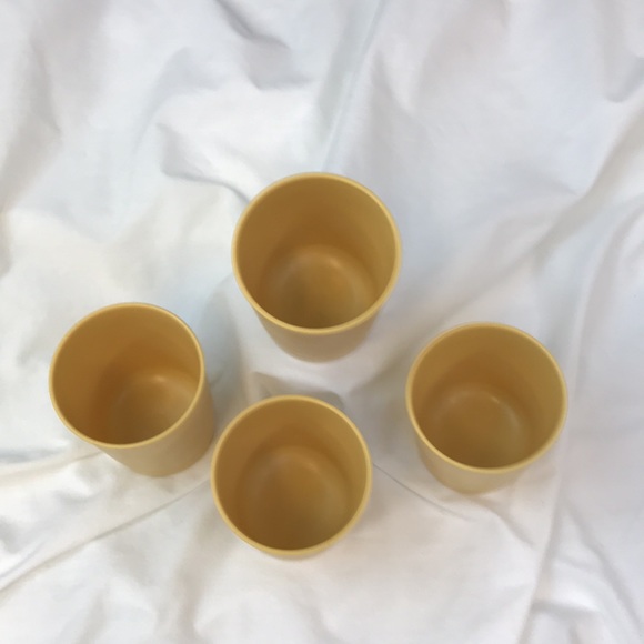 4 Vintage Tupperware #1251 6oz Tumbler Juice Cups - Picture 2 of 5